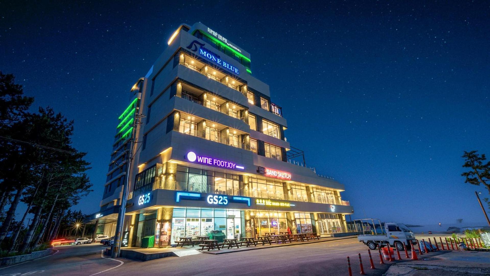 Goseong Moneblue Pension Dış mekan fotoğraf